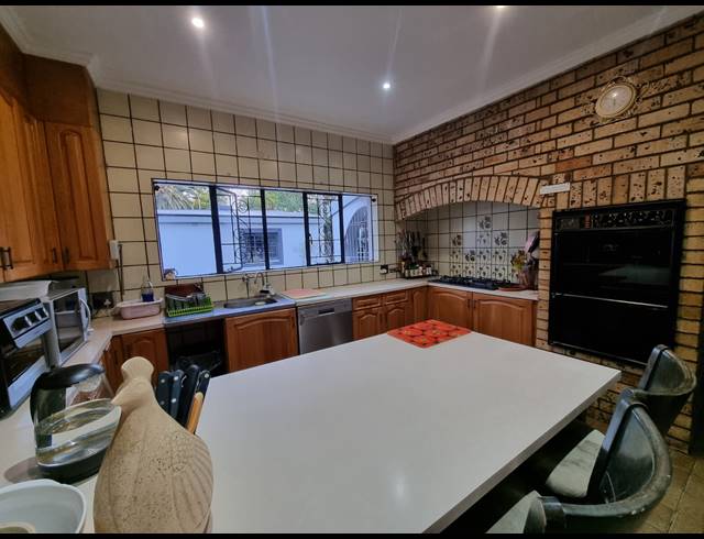 4 BEDROOM HOUSE FOR SALE IN THREE RIVERS PROPER